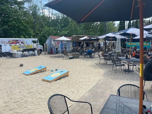 Makris Lobster & Steak House