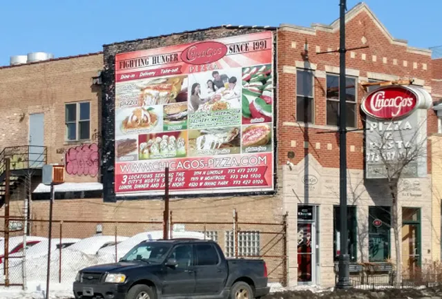 Chicago's Pizza