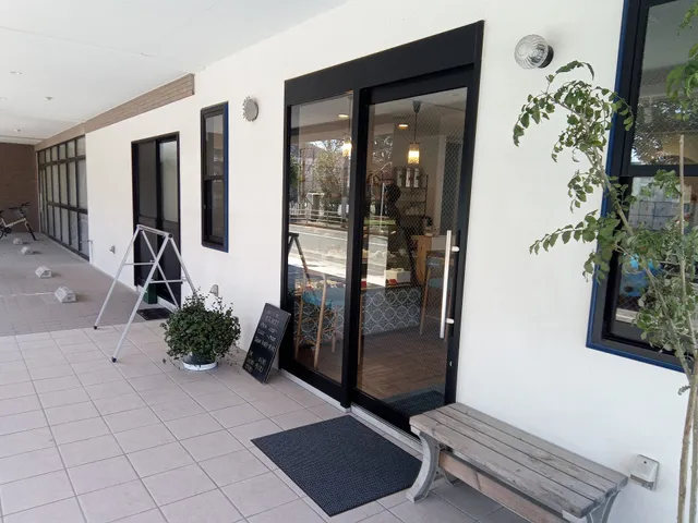 Cake and Cafe 春花秋灯