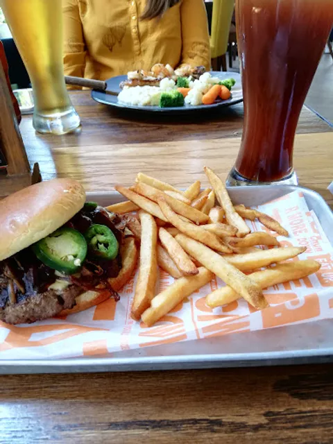 Applebee's Grill + Bar