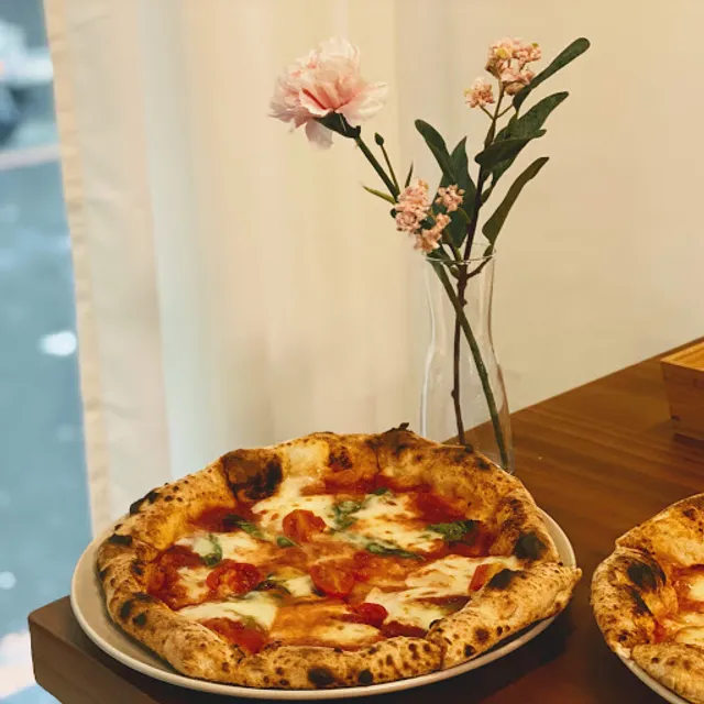 Gira Pizza 旋轉披薩