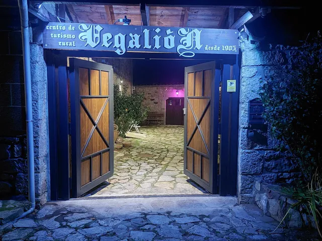 Hotel Moto-Rural "VEGALION"