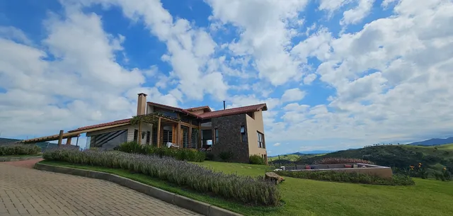 Lavandas de Cunha Pousada Boutique