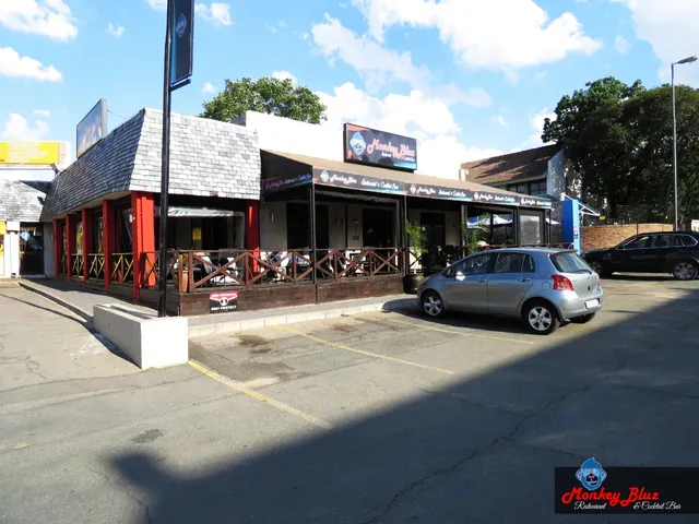 Monkeybluz Restaurant and Cocktail Bar