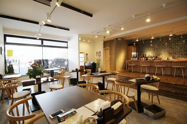 和洋スモークダイニング優