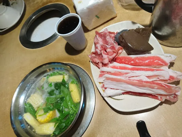 Four Seasons Hot Pot