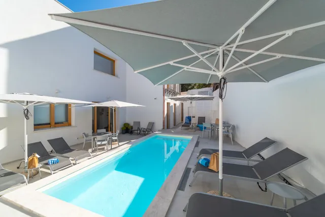 Nuova -Luxury Rooms & Apartment-