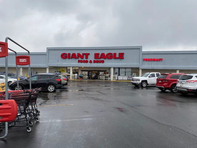 Giant Eagle Supermarket
