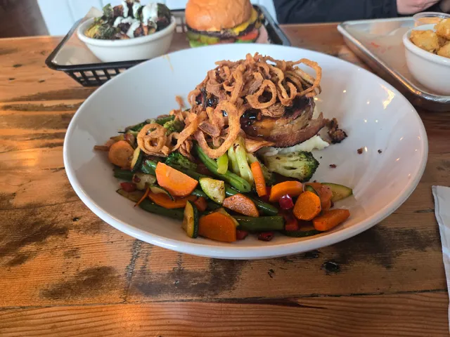 Chop Shop Casual Urban Eatery