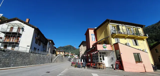 Hotel Ristorante Camoghe