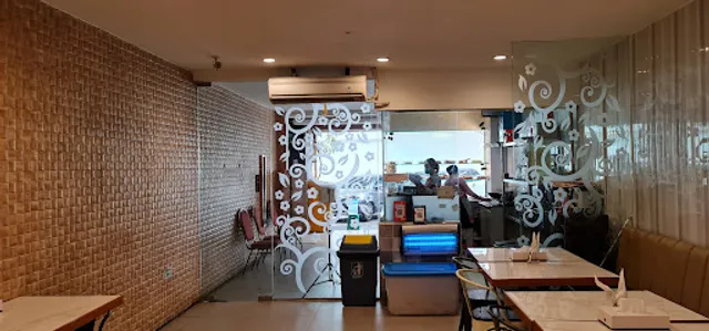 little padang cabang palembang square