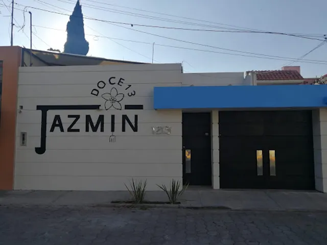 Jazmín Doce13