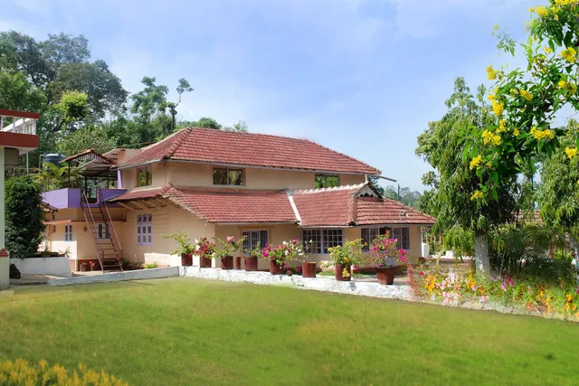 cool cache estate stay