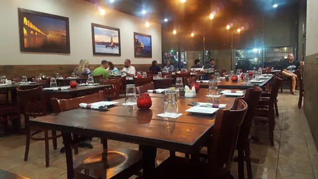 Shiraz Bistro & Market