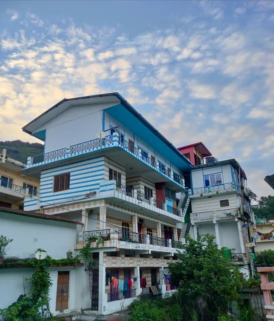 Hotel Ram Gopal Guptkashi