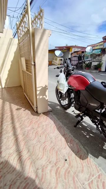 Crispy Pata sa A. Luna