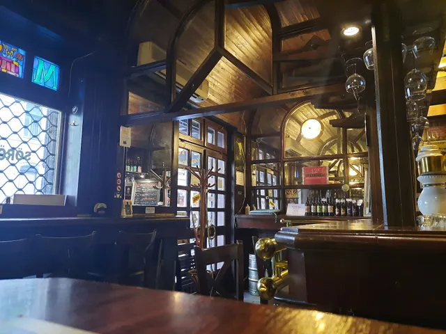 PIVO söröző és sörbolt