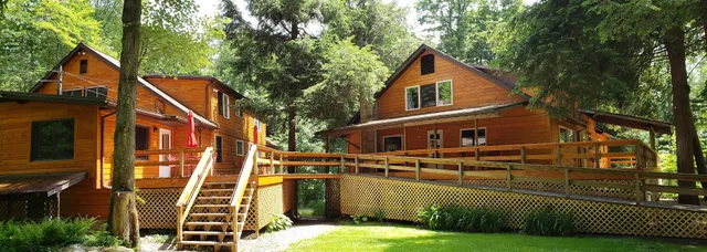 Woodland Lodge