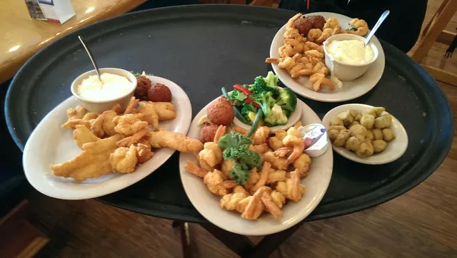 Sam's Crystal River Seafood of Macclenny