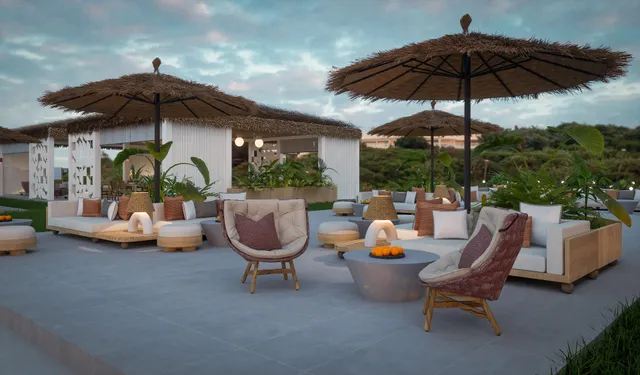 Maravel Star Art Hotel