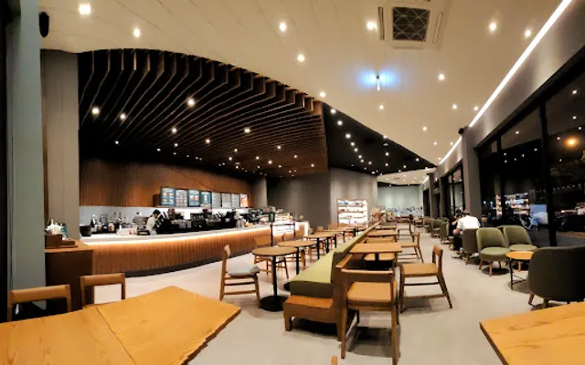 STARBUCKS Changhua Jinma Shop