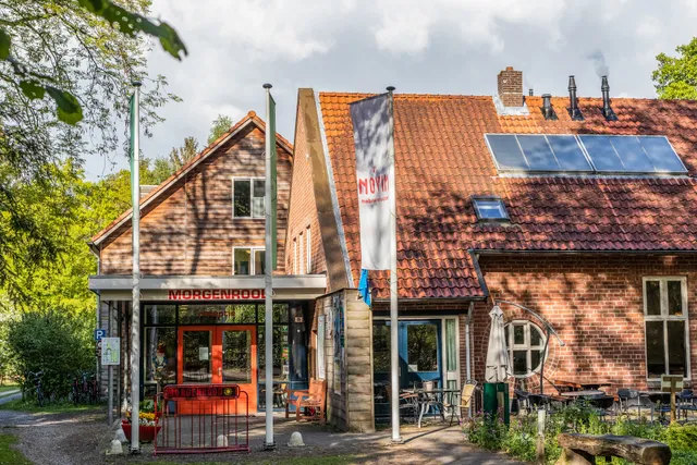 Natuurvriendenhuis en kampeerterrein Morgenrood
