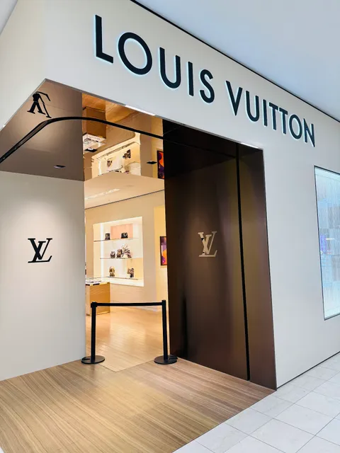 ルイ・ヴィトン 山形屋店