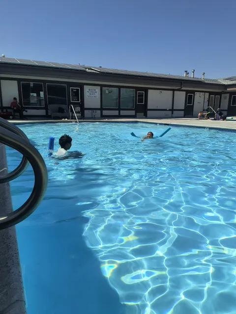 Villa Valencia Mobile Estates