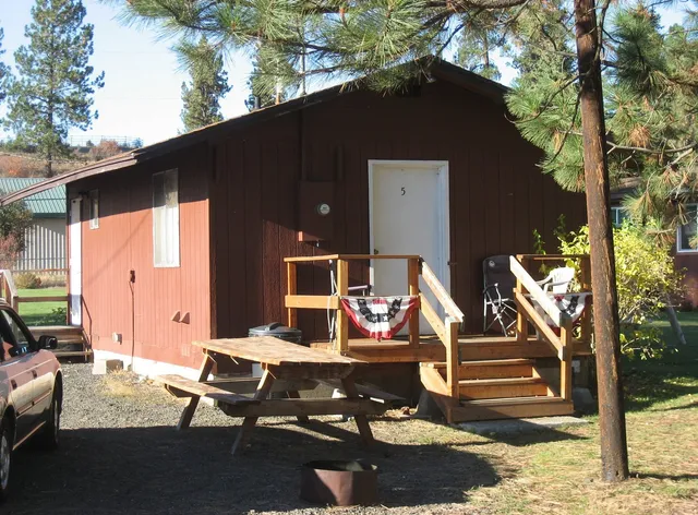 Stage Stop Motel & RV