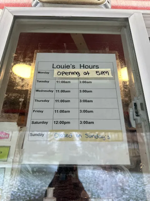 Louie’s Food Truck