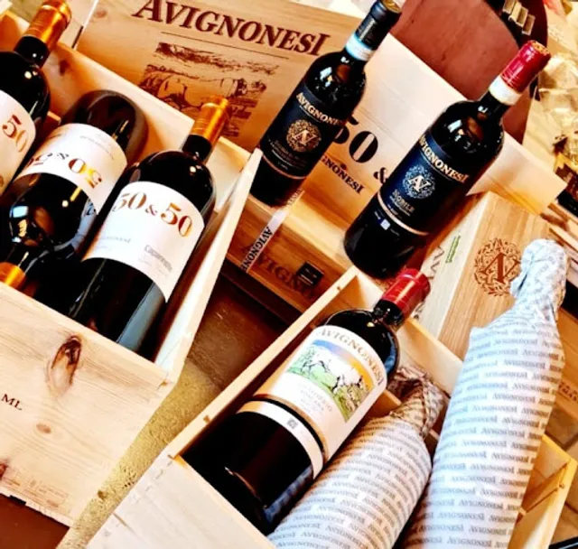 La casa del formaggio - Enoteca la Torre in cantina - punto vendita Casa del Formaggio e Caseificio Sociale Manciano