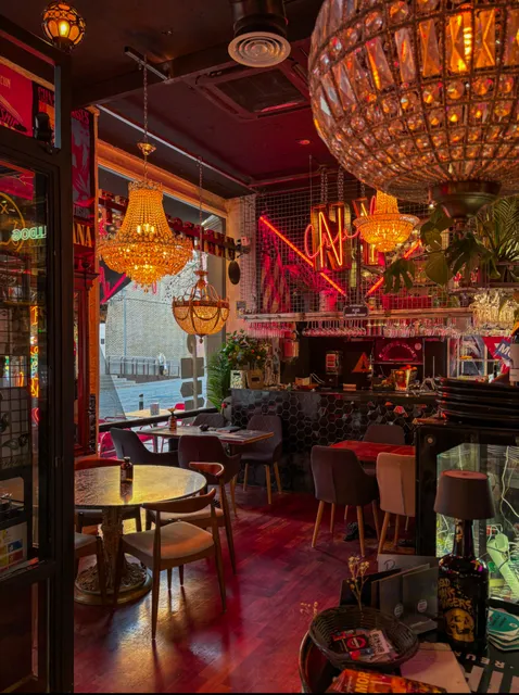 Understreet Market - La Latina