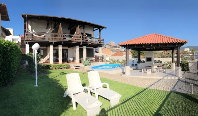 Kia Ora Firecrackers