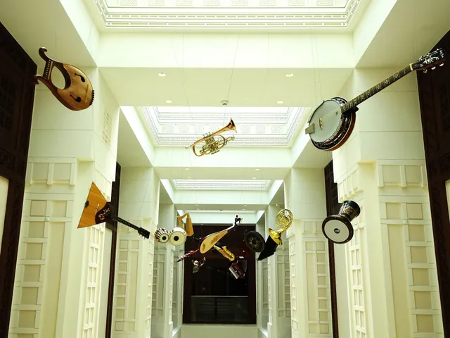 Oman and the World: A Musical Journey Exhibition معرض الفنون الموسيقية