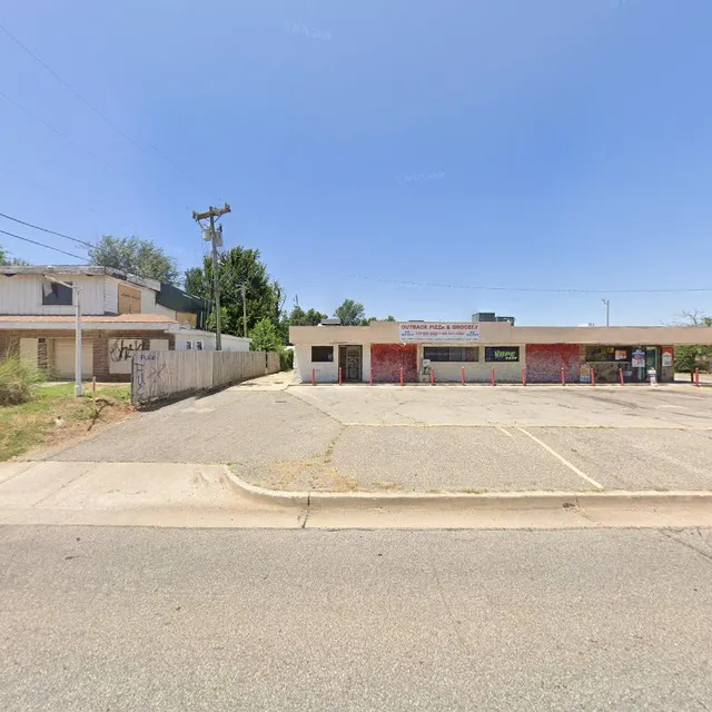 Outback pizza & grocery