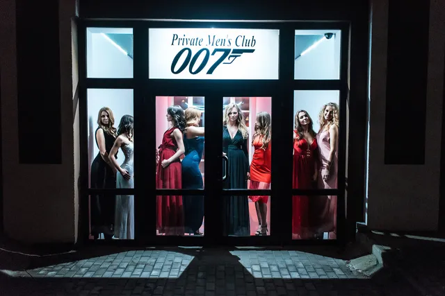 Private Men's Club 007