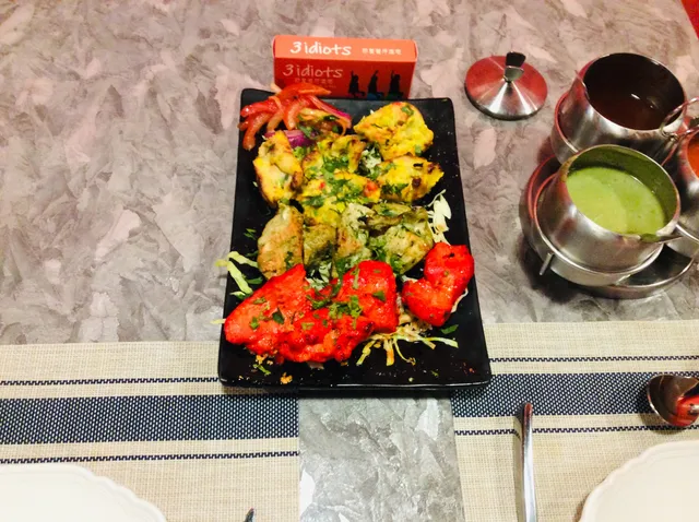 3 Idiots Indian Cuisine & Bar