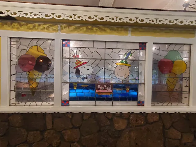 The Warm Puppy Café