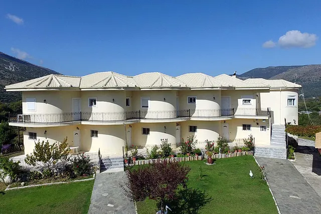 Ilektra Apartments blue & red