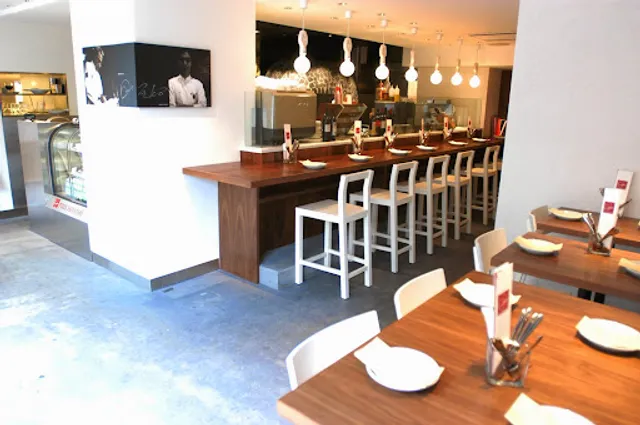 PIZZA SALVATORE CUOMO 代官山