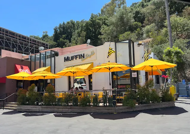 Muffin Can Stop Us (Studio City)