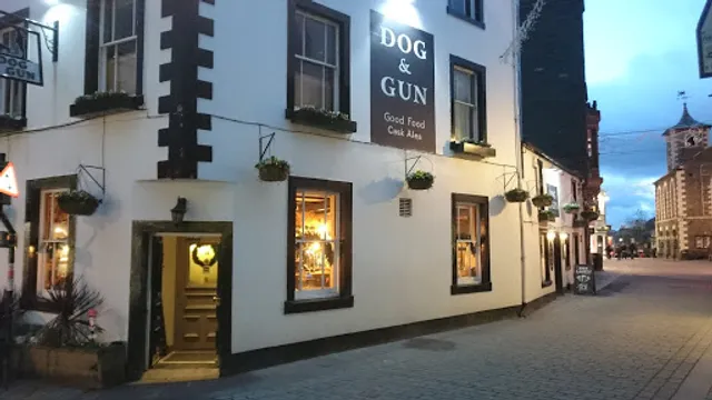 Dog & Gun