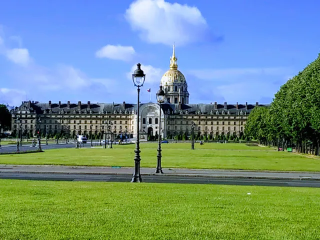 Esplanade des Invalides