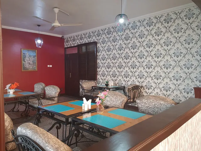 HSI Orient Thai Restaurant - Suwimon