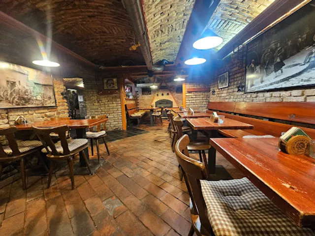 Restaurace - Kavárna Sklep u Fešáka