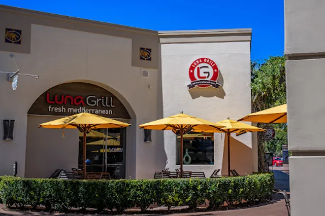 Luna Grill University Center