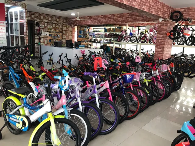 Cycle World Marathahalli - Largest Multi Brand Bicycle store