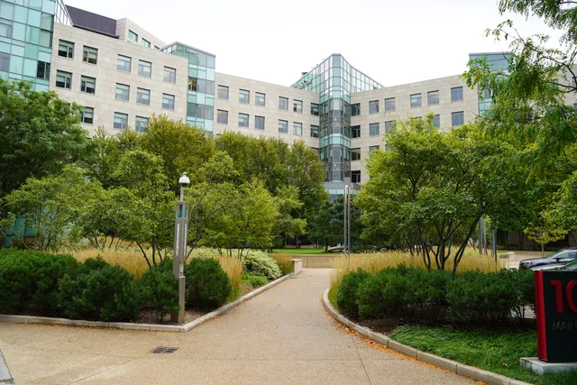 MIT Sloan School of Management