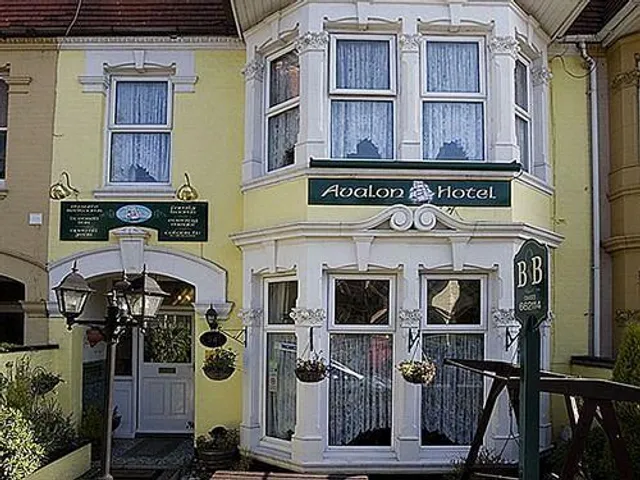 Avalon Private Hotel