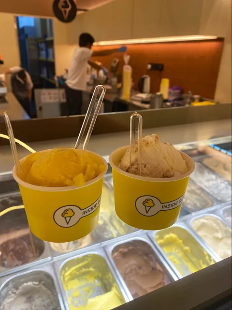 Inside Scoop Bukit Jelutong